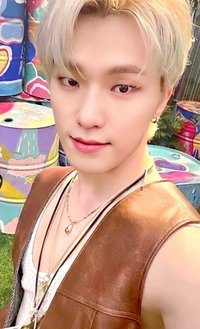 MINI11 環球 PB ver 特典卡 