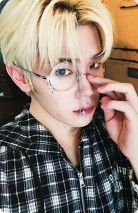 正規一 wm 特典卡 單片眼鏡 ver.