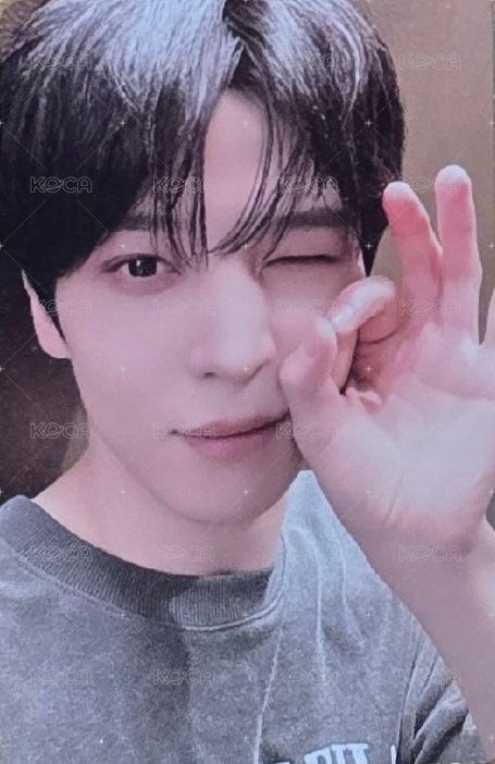 8ROOM 隨機卡 ver. A  正面