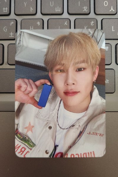 MONSTA X 7期飯控FANCON MBB ONLY限定隨機卡