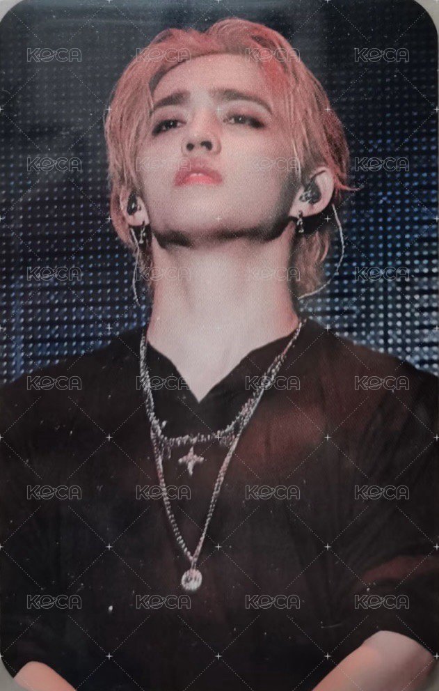 FOLLOW AGAIN 電影卡  正面