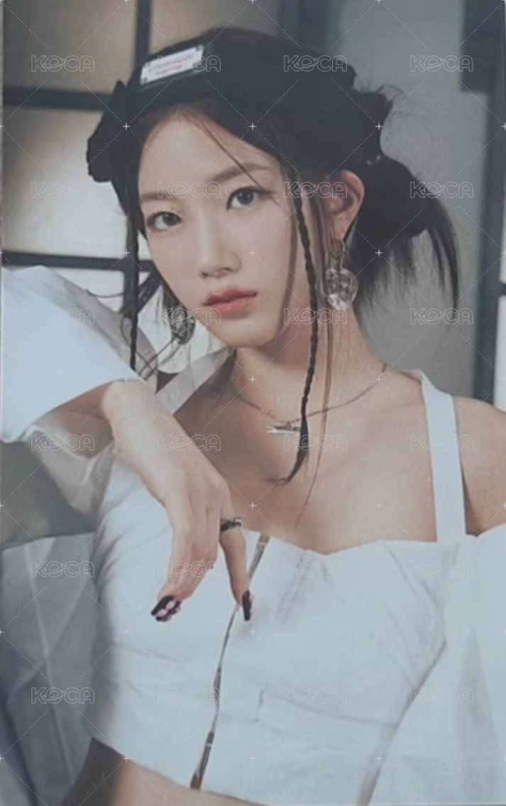 EASY 周邊卡 東京快閃衣服卡 正面