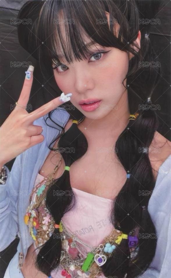 EASY wvs 預售 特典卡  正面