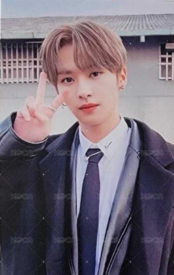 ODDINARY yzy 2.0 簽售卡  正面