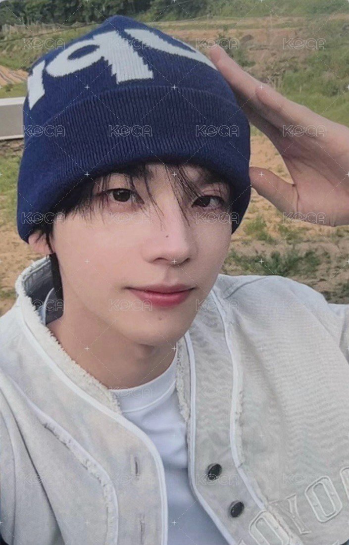 初次見面 yzy 校園ver. 特典卡  正面