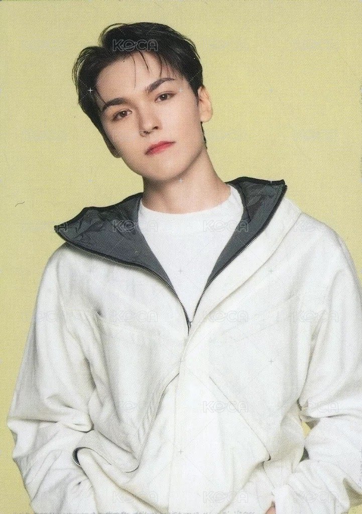 FOLLOW AGAIN 隨機卡  正面