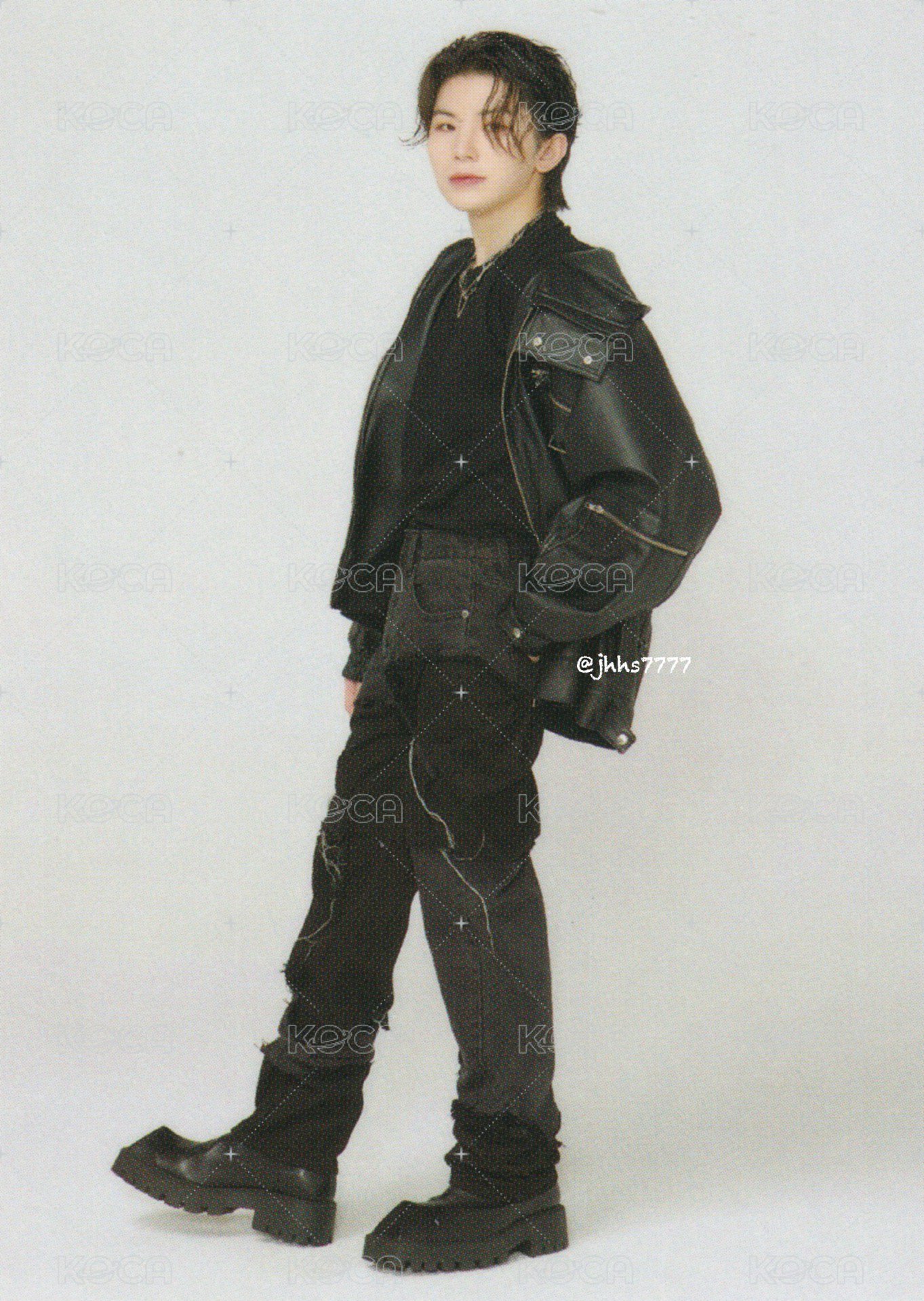 FOLLOW 隨機卡 ｜日巡卡包 正面