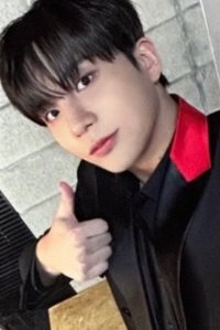 Not Okay 專輯卡 Flash Price