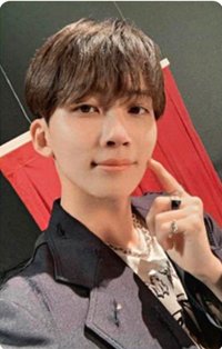 正四 yzy A 簽售卡 