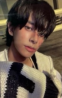 正二後續 yzy 2.0 幸運卡 拳擊倫