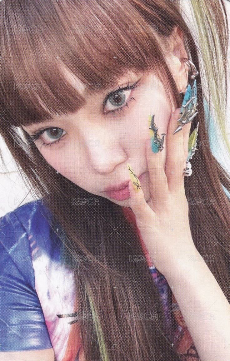 CRAZY 專輯卡 balaclava ver. 正面