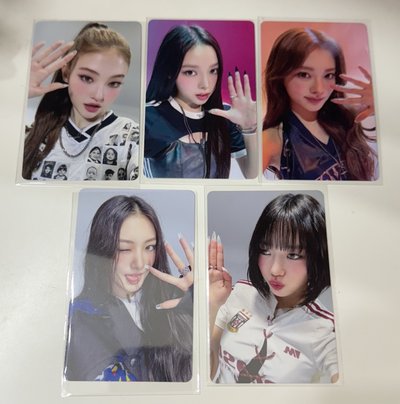 MEOVV 台灣簽售卡