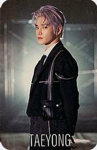 LOVEHOLIC 專輯卡 B1 ver