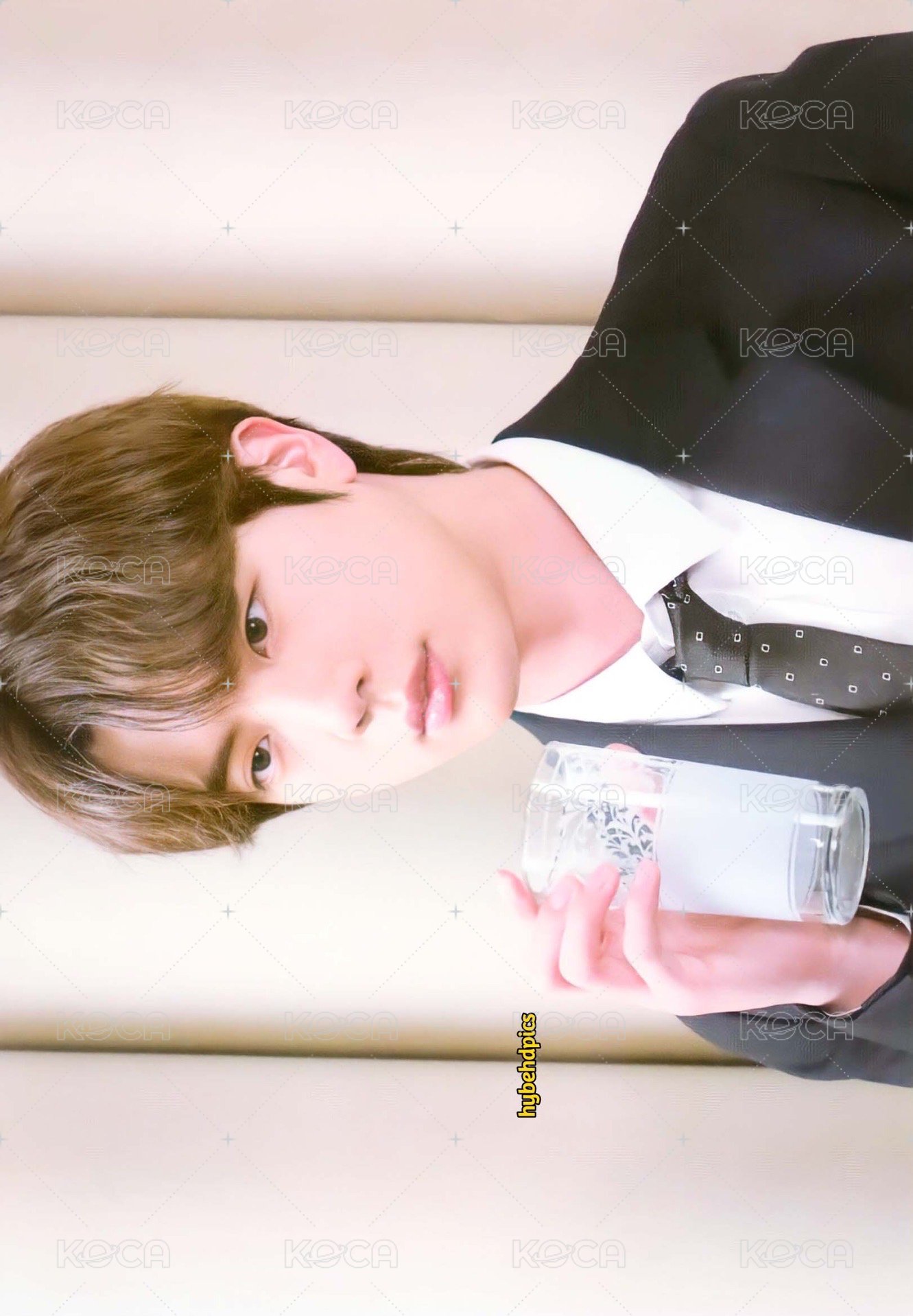 ARMY 會員禮卡 Merch Box #5 正面