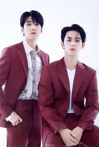 BE THE SUN 隨機卡 