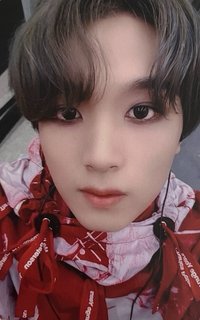 We Are Superhuman 專輯卡 