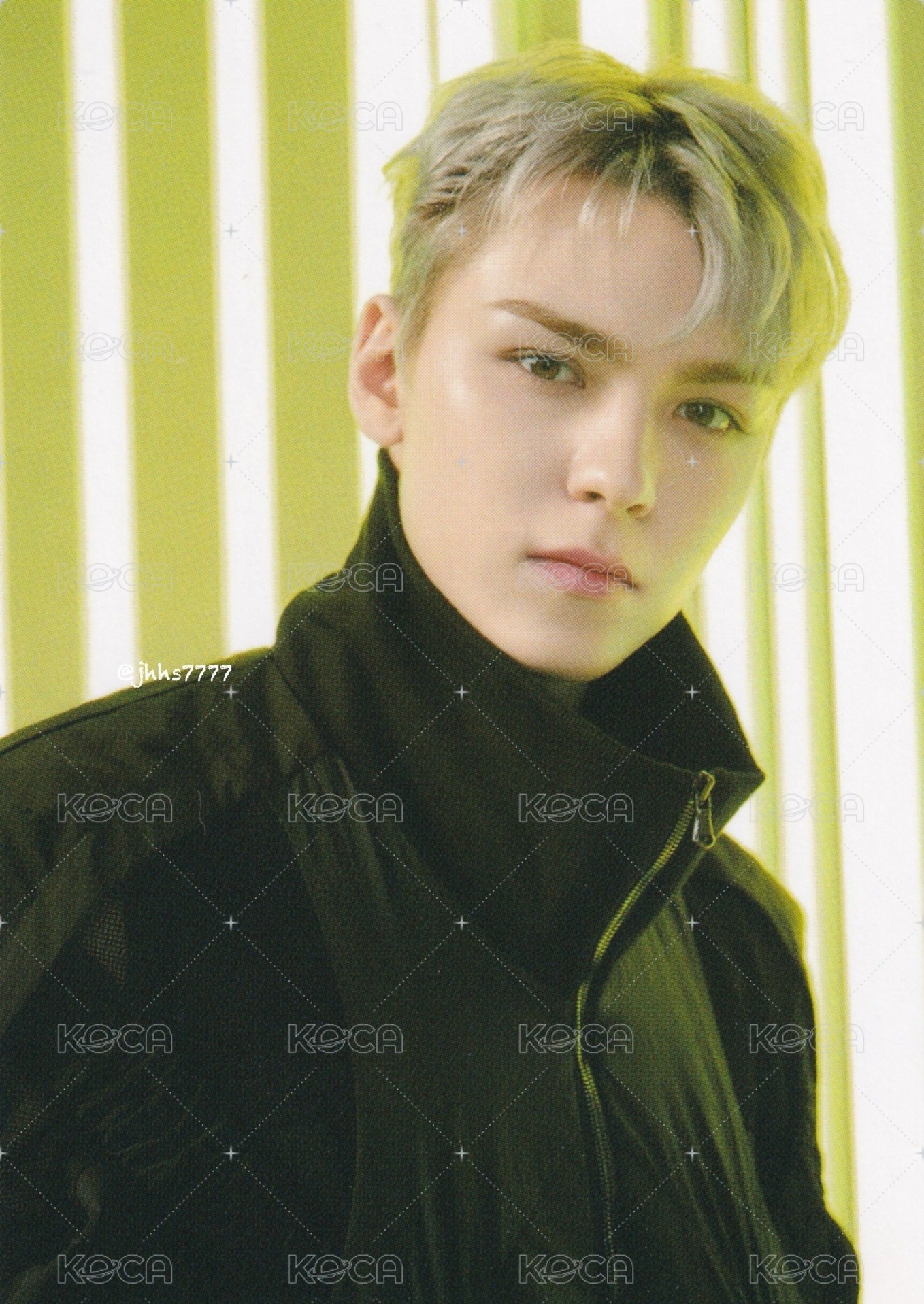 FOLLOW 隨機卡 ｜日巡卡包 正面