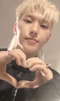 HxW ‘𝗕𝗘𝗔𝗠’ tsutaya 特典卡 