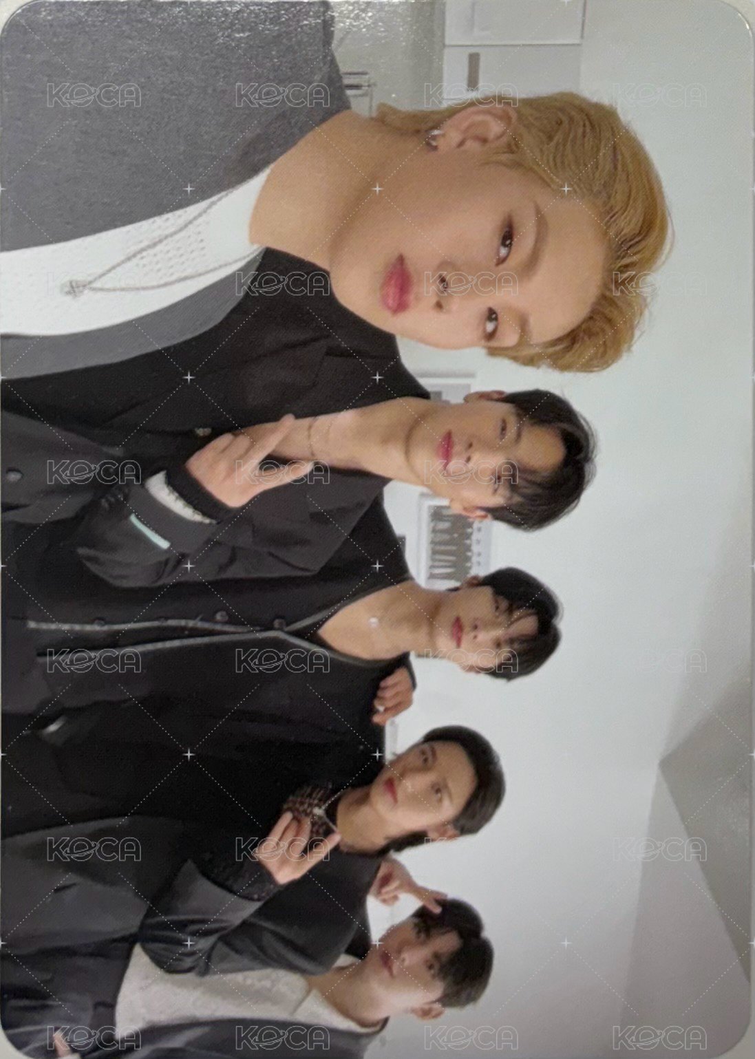 monbebe 8期 年曆卡 8期會員團卡 正面