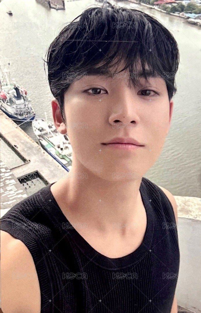 MINI12 yzy 簽售卡 ｜一直娛上海線下簽售 正面