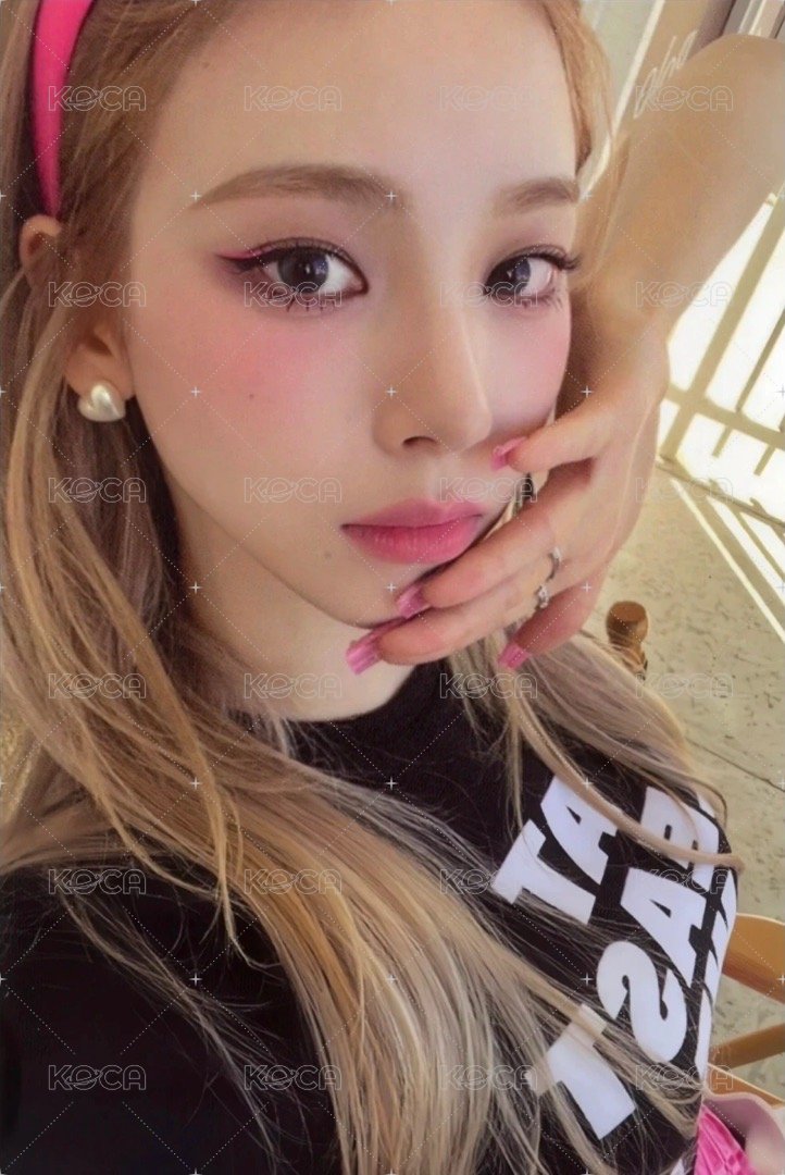 MY WORLD 專輯卡 spicy ver.柚 芭比柚 正面