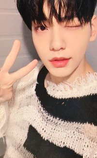 正二 yzy 3.0 簽售卡 