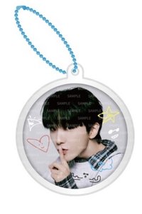 Knock On 巡迴 徽章 壓克力吊飾 6