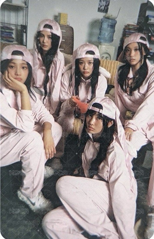 2025SG 年曆卡 團卡 正面