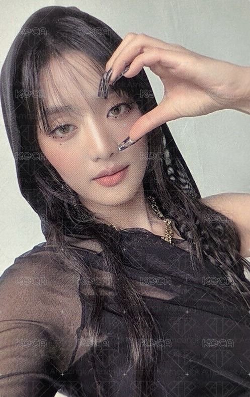 正規二 專輯卡 ver.電子專 正面