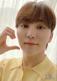 22‘HOME 周邊卡 外套卡