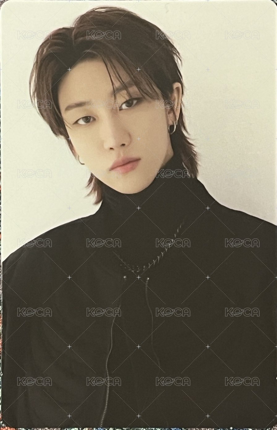 FOLLOW AGAIN 隨機卡  正面