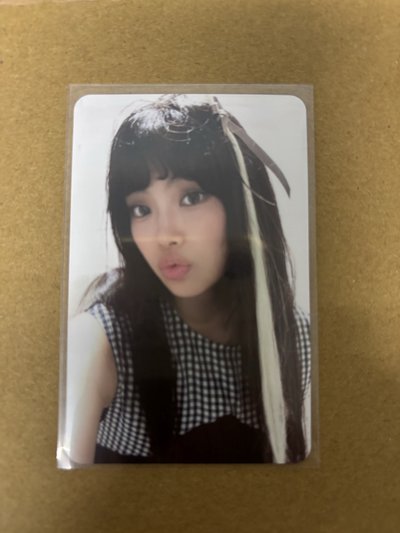 New jeans Hyein 2025SG 年曆卡 