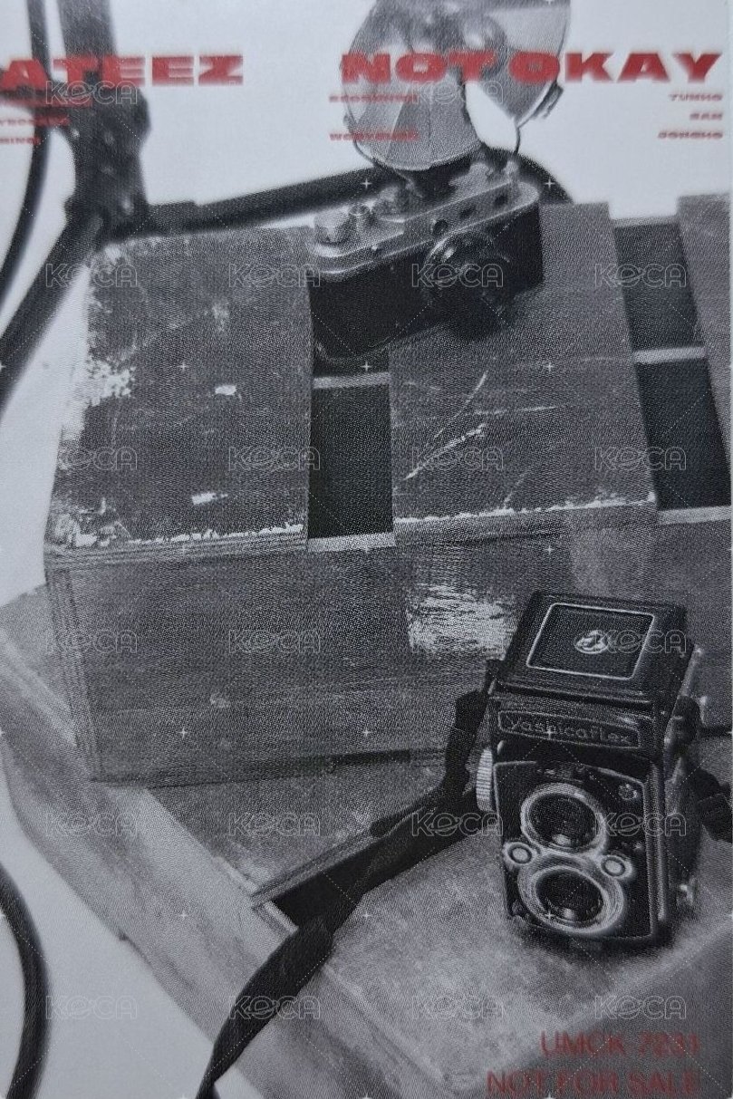 Not Okay 專輯卡 初回盤B 背面