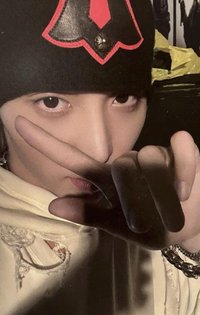 FAMOUS 專輯卡 Famous ver.