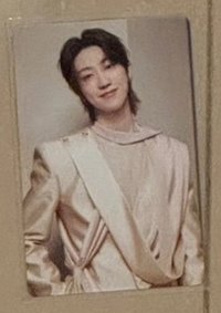 八 right here 卡包卡