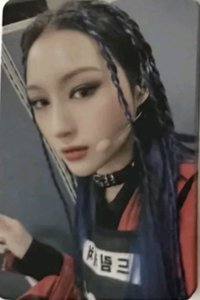 迷你五輯 yzy 特典卡 