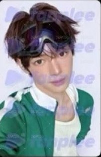 Play Hard fp 簽售卡  正面