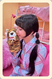 BETWEEN 1&2 專輯卡 