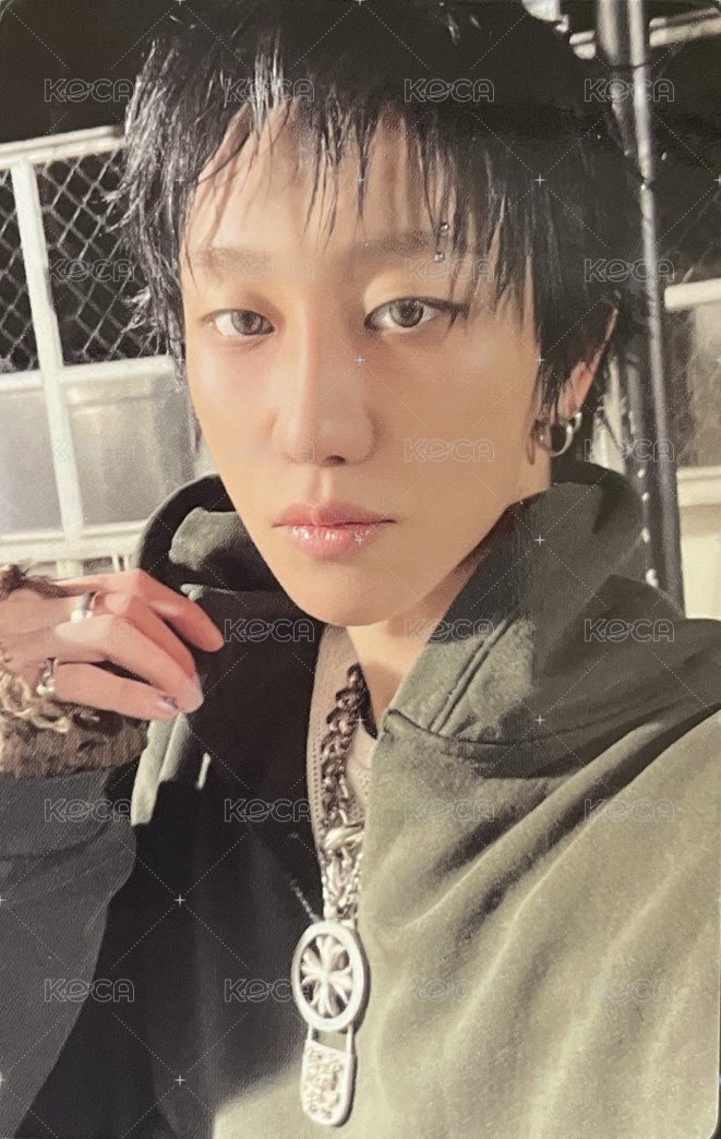 正五 yzy A 簽售卡  正面