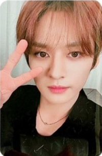 5-STAR yzy 快閃店 特典卡 