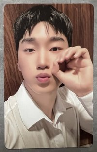 第一週卡包卡-拳頭嘟嘴傘（需帶尚或鍾)