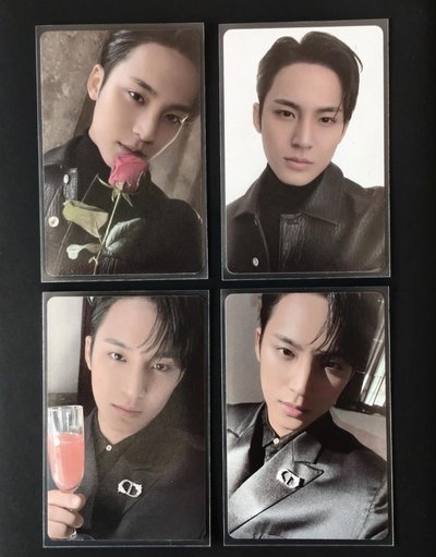 DICON 盒子+B版小卡四張+吊飾 金珉奎