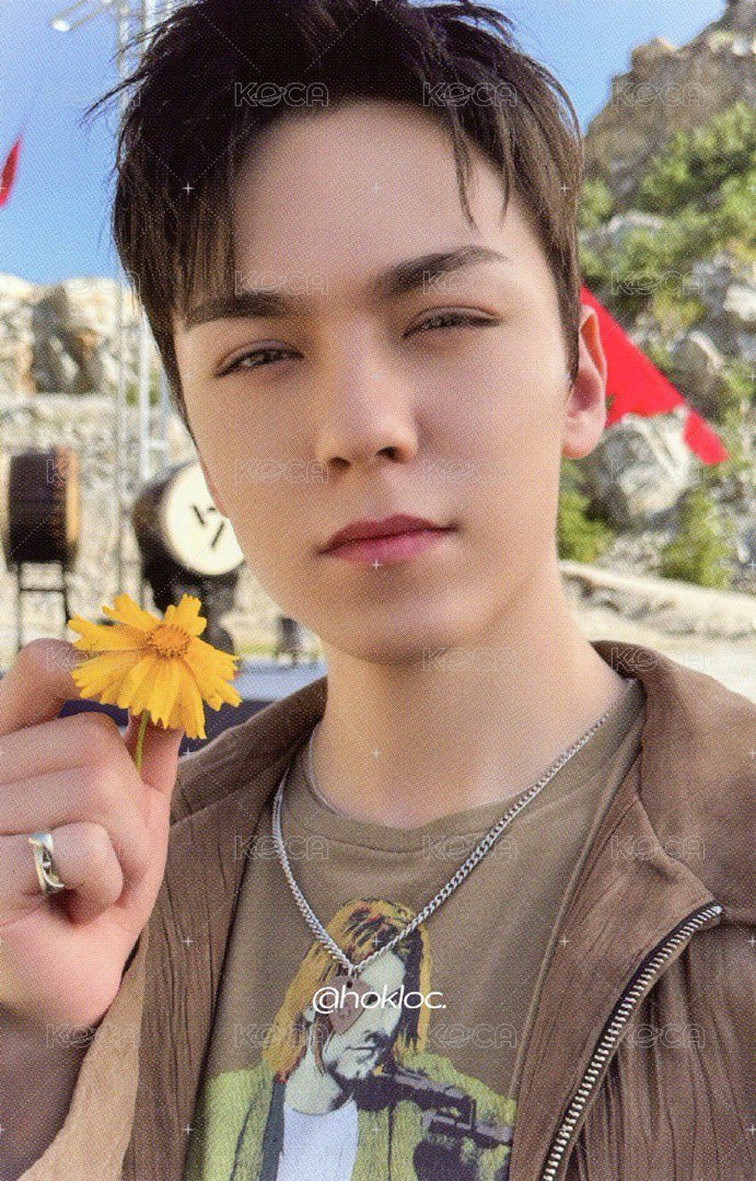 FOLLOW 演唱會 DVD / CD 卡 回憶錄 正面