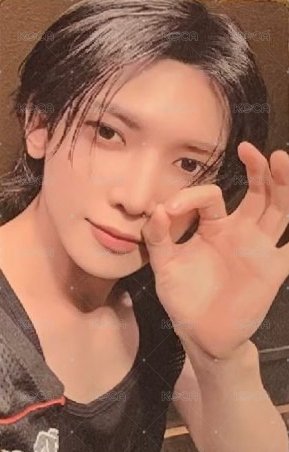 8ROOM 隨機卡 ver. A  正面